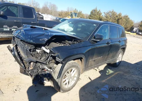 2023 Jeep Grand Cherokee Laredo 4X4 from USA, damaged, VIN 1C4RJHAG3PC566225